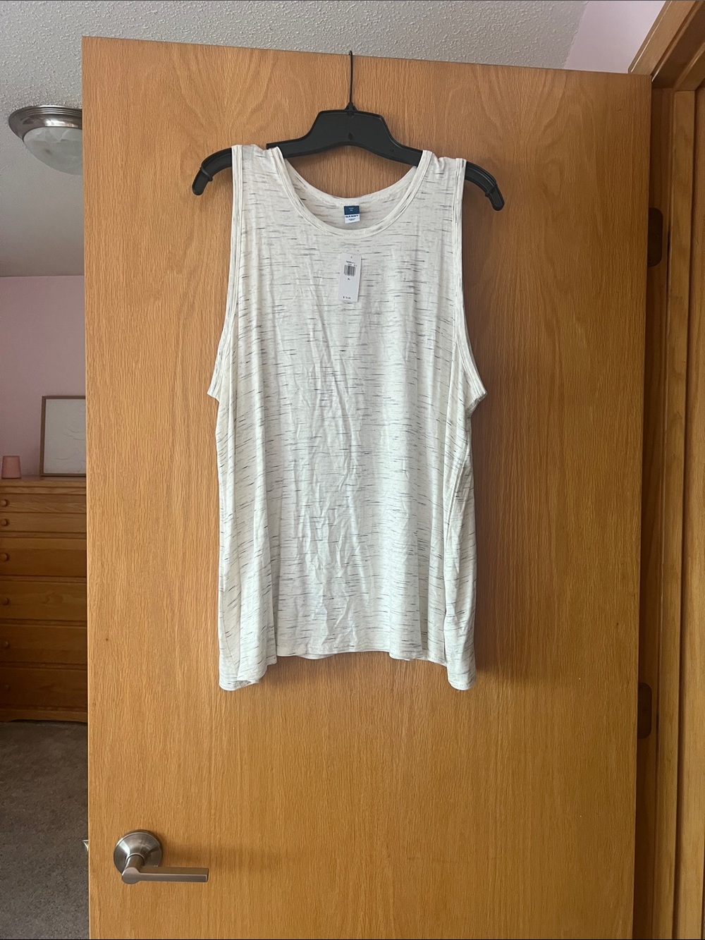 Old Navy White Speckled Muscle Tank